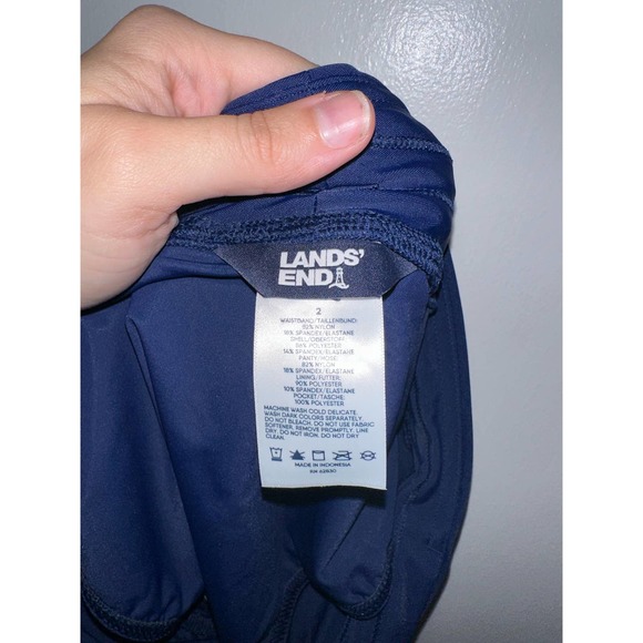 Lands’ End Navy/white tankini and swim shorts - Picture 10 of 10
